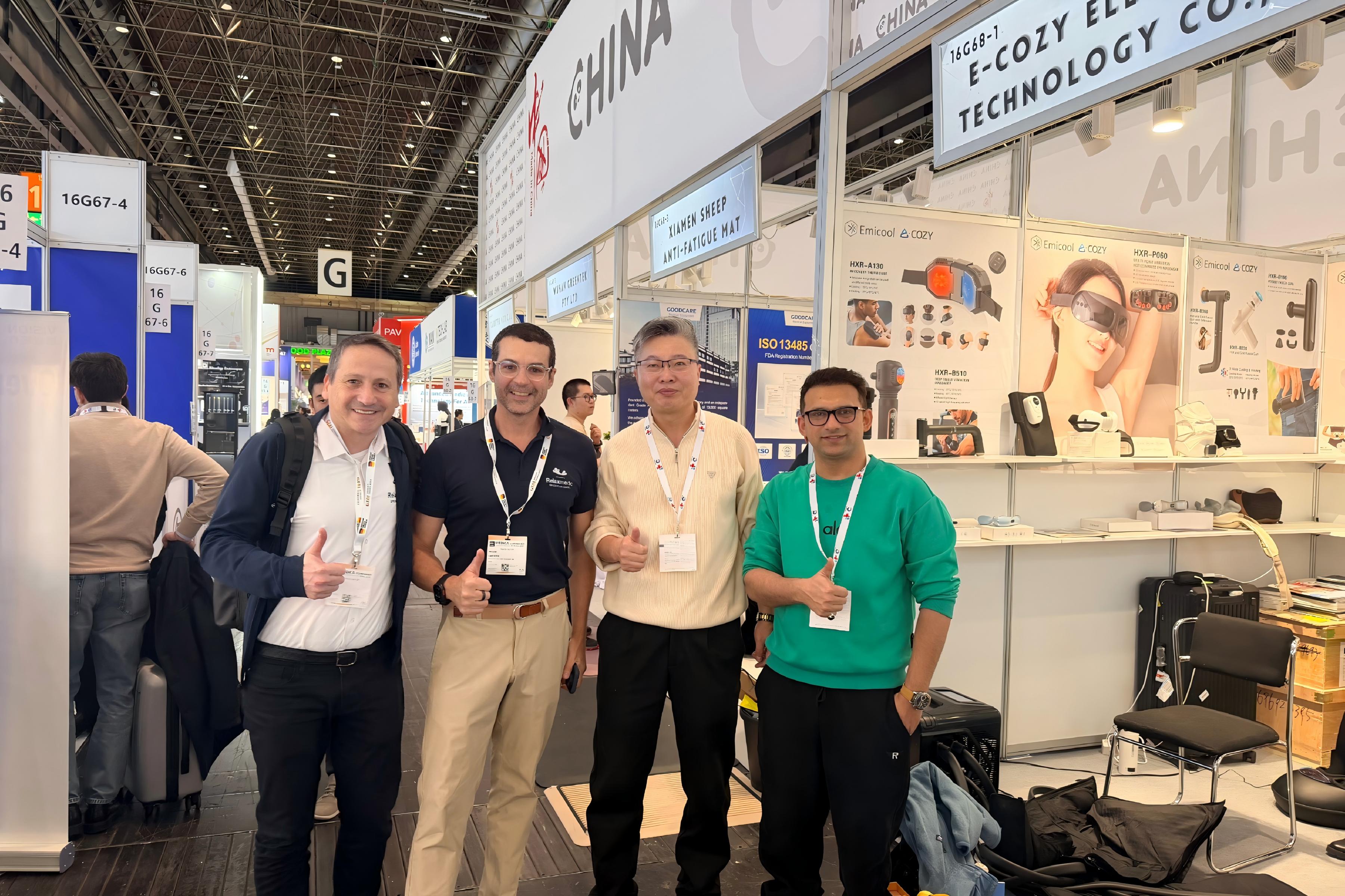 Ecozy at Medica 2025: Hot & Cold Innovation Shines at Medica Düsseldorf-ECOZY