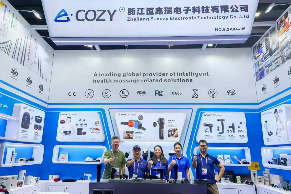 Canton Fair 2025- Zhejiang Ecozy Showcases Hot & Cold and Red Light Therapy Devices - ECOZY
