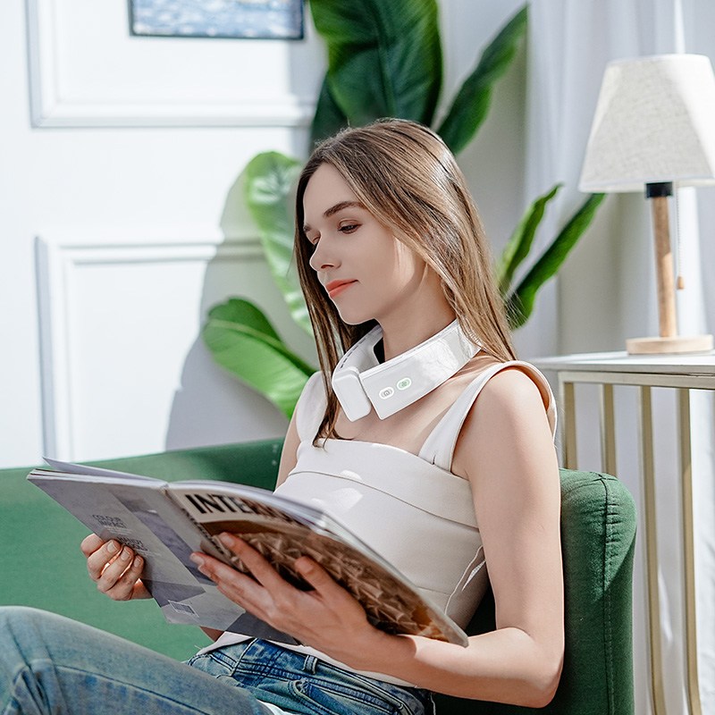 neck and shoulder massage device1